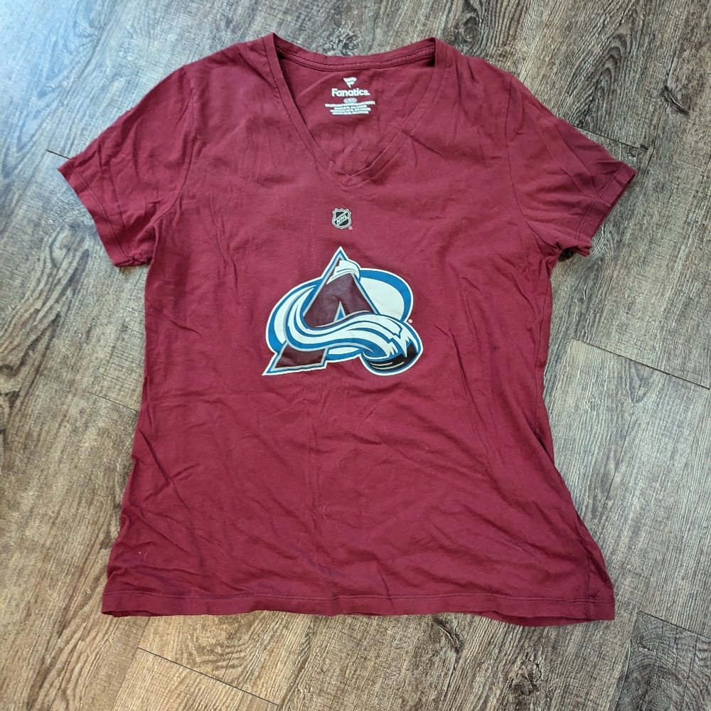 Large avalanche MacKinnon tee